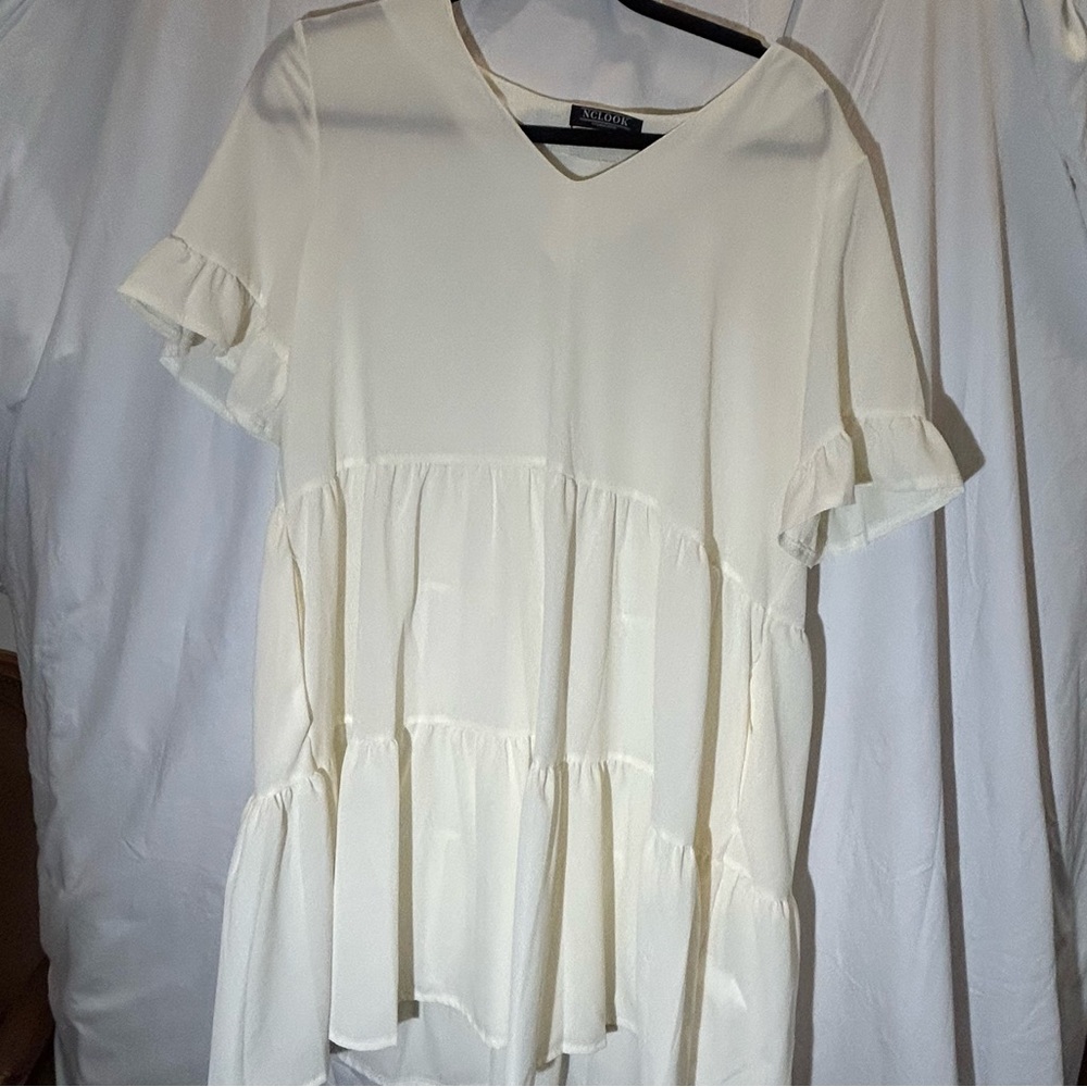NCLOOK yellow ruffle layered summer casual v-neck dress with pockets 
Size Large